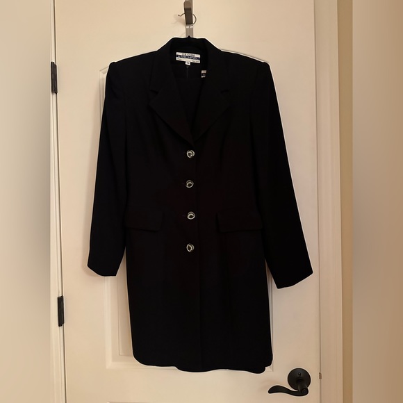 Ice Cube Ensemble Size 10 - Picture 2 of 14